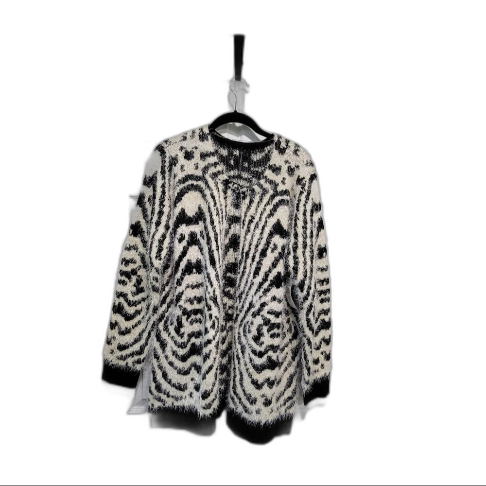 NEW Long Sweater Zebra Print - Size XL